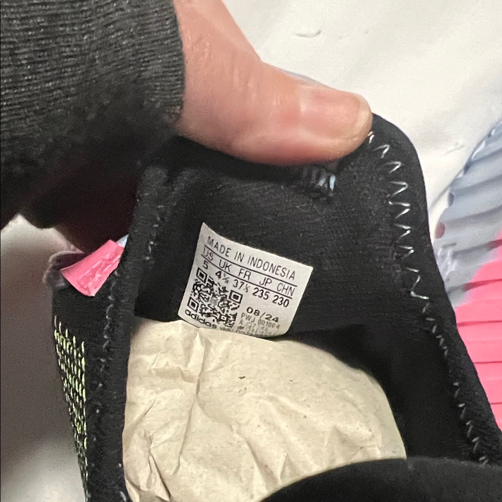 Adidas Kids Sneakers Black with Pink and Green Kaptir Flow K size 5 - Picture 9 of 12